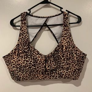 Big bottom behavior sports bra